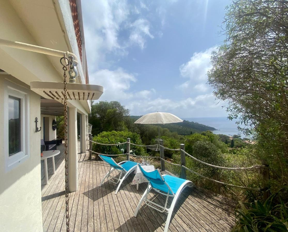 Les Oreades, Studio Le Marin Avec Vue Mer Imprenable Apartment Île du Levant Exterior foto